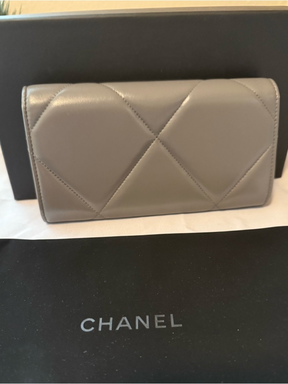 CHANEL Quilted Lambskin Wallet - Gray - Picture 3 of 4